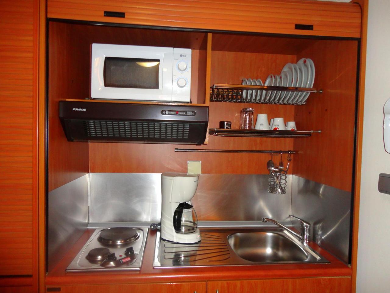 Lirio Guest House Makrakomi Luaran gambar