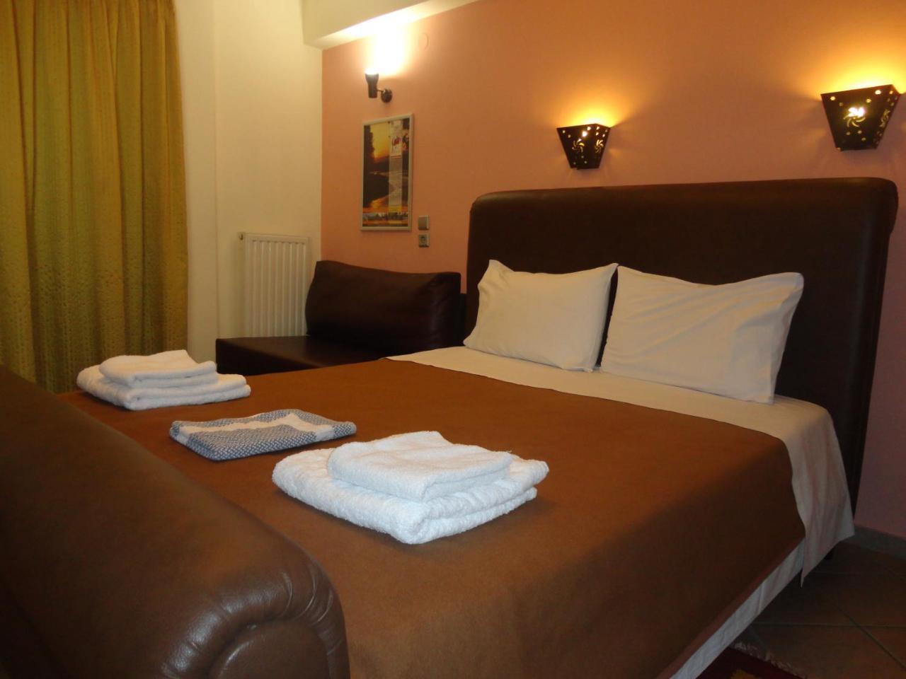 Lirio Guest House Makrakomi Luaran gambar