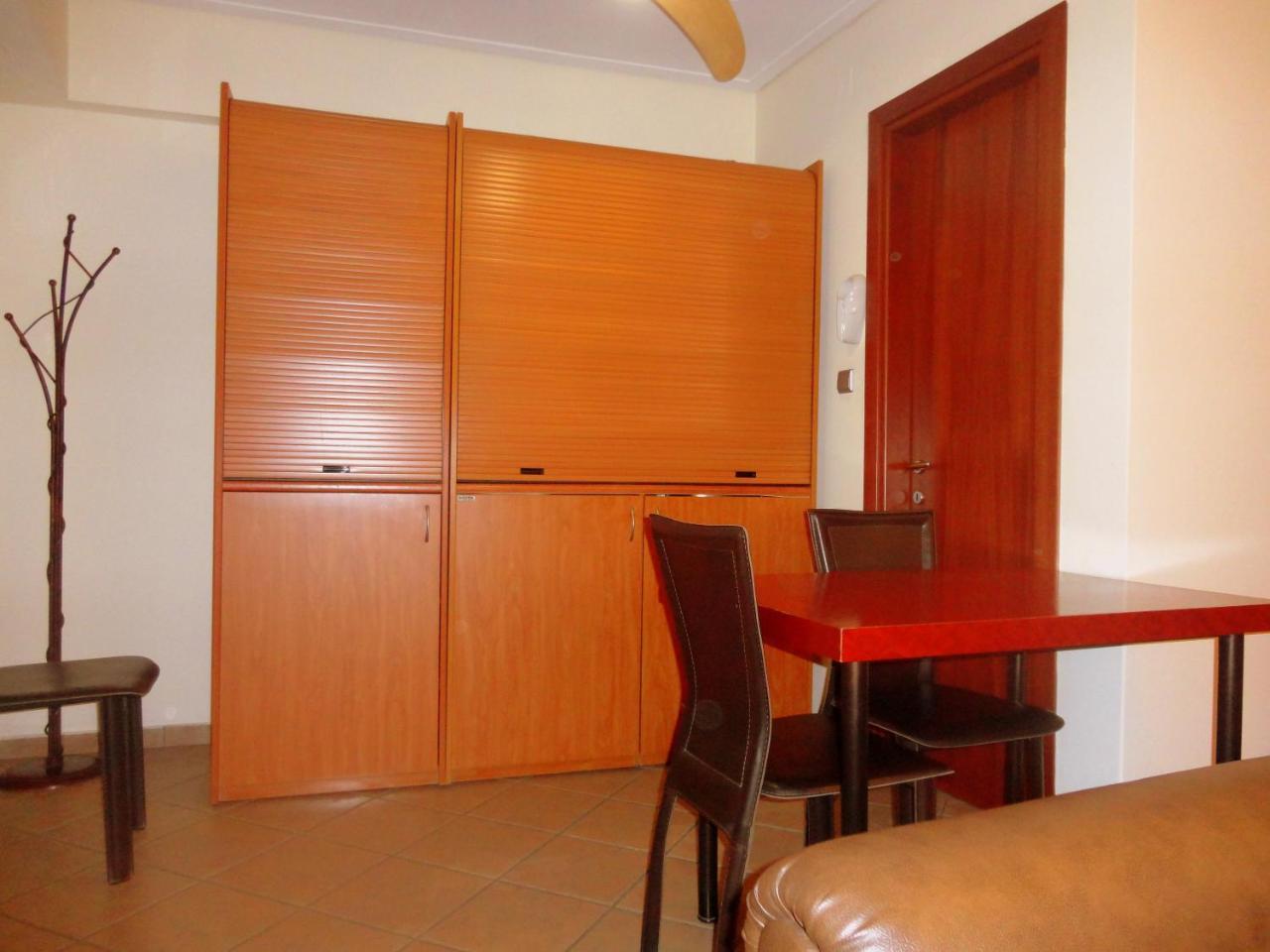 Lirio Guest House Makrakomi Luaran gambar